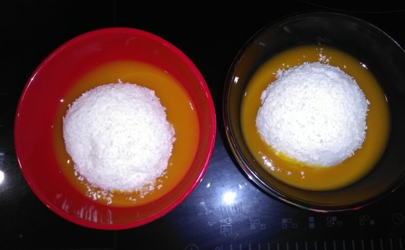 Iles flottantes coco, coulis mangue-passion