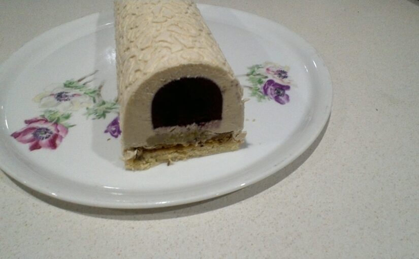 BUCHE MARRONS/MYRTILLES